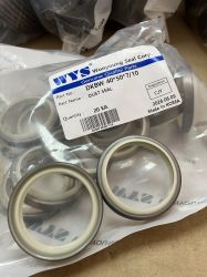 Двойно действащ метален чистач DKBW 40x50x7/10 PU95 + SPCC WYS/Korea, KOMATSU 07016-20407,707-56-40540