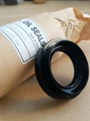 Oil seal  TC9 35x57x9/16 NBR WLK/TW, for differential of TOYOTA 90311-35046