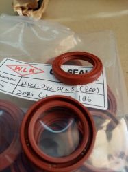 Семеринг HTCL 24x34x5 L NBR WLK/TW, за колянов вал на YAMAHA 93102-24802 