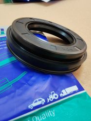 Oil seal 48x75x7.5/17.5 NBR KDIK/China, for rear wheel hub of TOYOTA 9031348004, BG4415E  