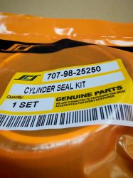 Ремонтен комплект  за хидравличен цилиндър на рамото (arm ) 707-98-25250 за  ескаватори KOMATSU