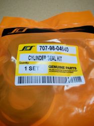 Ремонтен комплект  за хидравличен цилиндър на рамото (arm ) 707-98-04640 за  ескаватори KOMATSU  