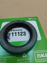СЕМЕРИНГ CRW1 R (B) 28.58x41.25x6.35 NBR 11123 SKF