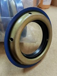 Oil seal  HTA5W 41.28x61.11/67.87x7.95/13.89 W NBR WLK/TW, for transmission of HYUNDAI,KIA 43119-39011,CR161439020