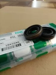 СЕМЕРИНГ DC 17x32x8 NBR KDIK/China , за кормилно управление на  LEXUS,TOYOTA AW0751E