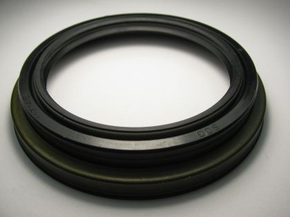 Oil seal  (24) 72.5x89.5x7.4/16 NBR front wheel hub Toyota 90316-T0002