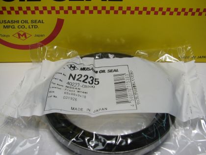 Oil seal UDS-S 65x88x9/18 NBR Musashi N2235, front wheel hub of Nissan Patrol (160, Y60, Y61) 40227-C8200