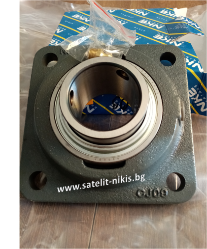 Flanged housing units   RCJY45-MON   NKE  (UCF 209)