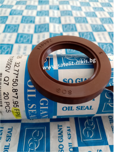 Oil seal   AS (126) 32.77x50.8x7.95 Viton SOG/TW