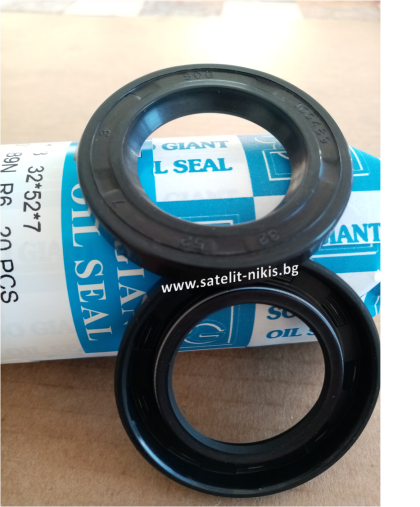 Oil seal  A 32x52x7 NBR SOG/TW,  for differential of DAIHATSU 9004311086, MOTO GUZZI 90403252