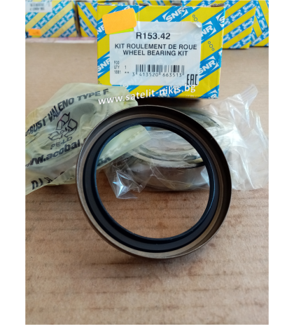 Wheel bearing kit R153.42  SNR/France   for front axle of BEDFORD 94258819, G.M.E. 94258819, ISUZU 8-94227-041-0 | 8-94258-819-0 | 8-97118-306-0 | 8-97118-307-0, OPEL 330020 | 330023 ,VAUXHALL 94258819 | 97118306