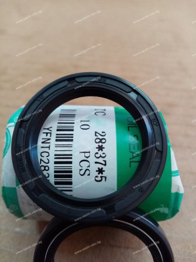 Oil seal   AS 28x37x5 NBR NQK.SF/China