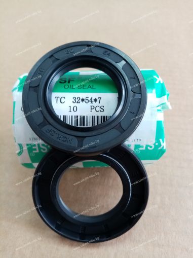 Oil seal  AS 32x54x7 NBR NQK.SF/China