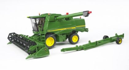 John Deere Combine harvester T670i (BRUDER 02132)