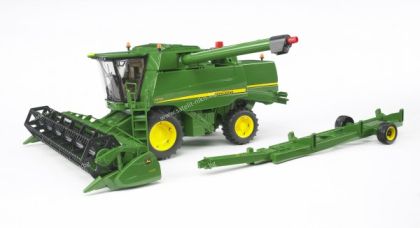 ЗЪРНОКОМБАЙН JOHN DEERE T670I (BRUDER 02132)