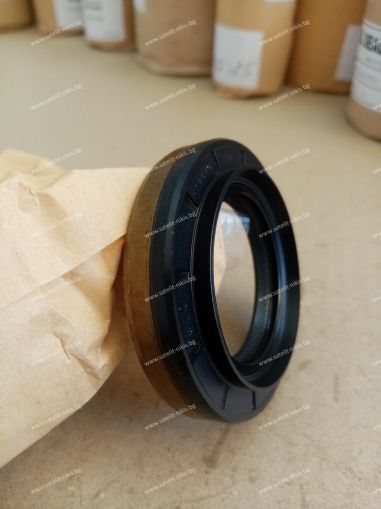 Oil seal HTBCR9 37x61x10/14 R NBR WLK/TW, for differential of MERCEDES ...