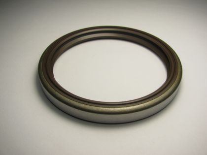 Семеринг  UDS-3 62x74x8 FKM  NOK/Japan ,  предна главина-външна на Toyota  90311-62003 ,BD4434-E0