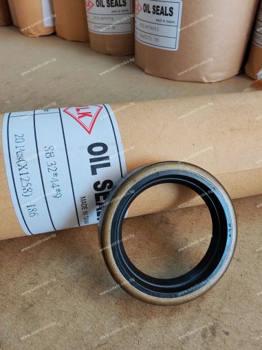 Oil seal  SM (B) 32x44x9 NBR WLK/TW , for sector shaft of TOYOTA  9031032024, 9031032040