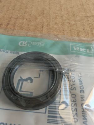СЕМЕРИНГ HMSA10 RG (ASW) 25x35x7 SKF/Sweden