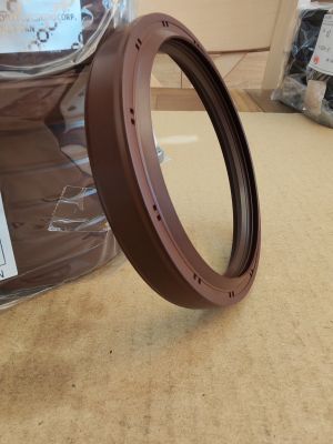 Семеринг TC6Y 85x102x13 FKM  STONE/Japan , за колянов вал задна страна на двигател  KUBOTA 16433-0446-0, STONE JF-G6015