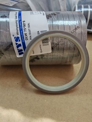 Metal-clad wiper DLW 75x90x8 PU95 + SPCC WYS, KOMATSU 419-09-11110