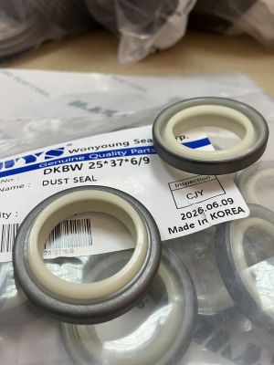 Double acting metal wiper   DKBW 25x37x6/9 PU95 + SPCC WYS/Korea, KOMATSU 07016-00256,707-56-25510,VOLVO 9564-20250