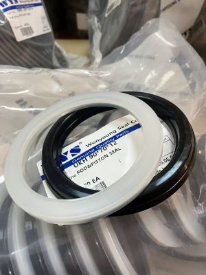 Hydraulic piston seal UKH 90x70x12 polyamide (PA)+ NBR70 WYS, up to 210 bar ,Komatsu 154-63-42373