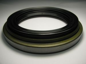 Oil seal UDS-S (3) 78x104.5/115x10/19.5 NBR   rear wheel hub of Toyota OEM 90311-78001