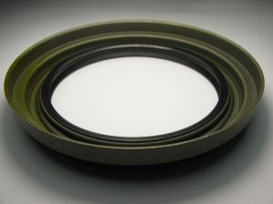 Oil seal  (24) 72.5x89.5x7.4/16 NBR front wheel hub Toyota 90316-T0002
