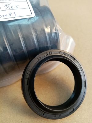 Oil seal  TC4Y 33x45x8/10.5 NBR80  WLK/TW