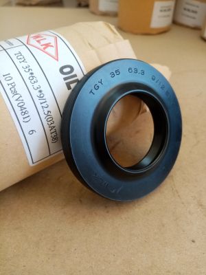 Семеринг TGY 35x63.3x9/12.5  NBR70 WLK/TW , за перални машини INDESIT, ARISTON,03AT38