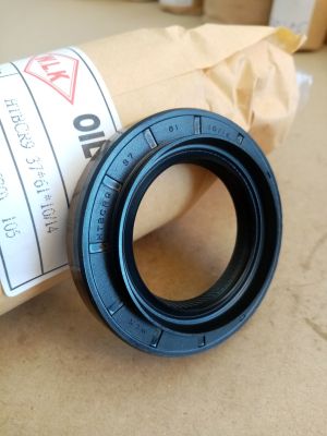 Семеринг HTBCR9 37x61x10/14 R  NBR WLK/TW, за диференциал  на MERCEDES-BENZ 0089973147,0209971947   