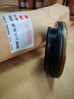 СЕМЕРИНГ  TBC9Y 40x70x8/17 ACM MARVEL/TW , за мотокари TOYOTA 41128-23800-71  