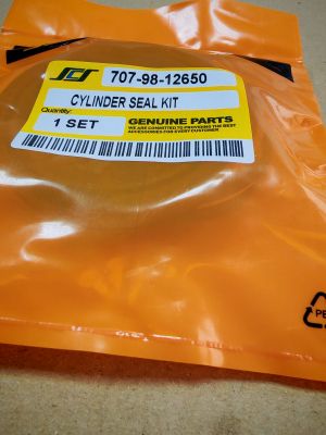 Blade  Cylinder Seal Kit 707-98-12650 for  KOMATSU exkavators
