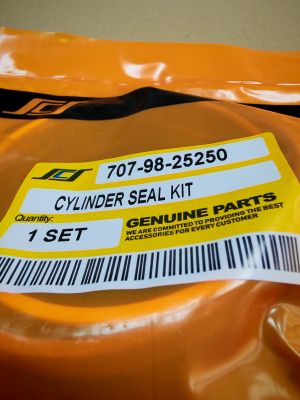 Ремонтен комплект  за хидравличен цилиндър на рамото (arm ) 707-98-25250 за  ескаватори KOMATSU