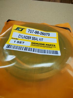 Ремонтен комплект  за хидравличен цилиндър на стрелата (boom ) 707-98-26070 за  ескаватори KOMATSU 