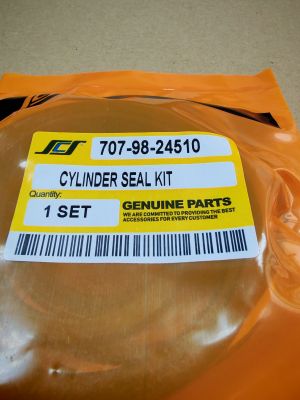 Boom Swing Cylinder Seal Kit 707-98-29620 for  KOMATSU exkavators 