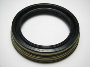 Oil seal UDS-9S  56x73/77.7x14 NBR  NOK/Japan, for front axle of Toyota 90311-56016 ,BD3277-H0   