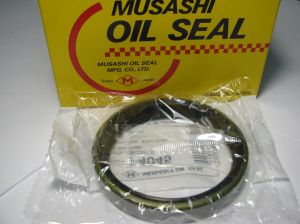 Семеринг UDS-3 (TB3)  65x77x12 W NBR Musashi/Japan , задна главина (външен) на Mitsubishi Fuso MH034135 ,F4045