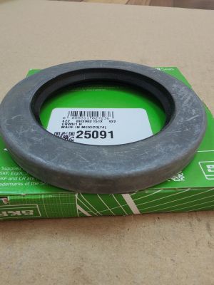 Oil seal  CRWH1 NBT (C ) 63.5x95.275x11.13 NBR 25091 SKF