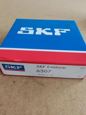 Bearing  6307  ( 35x80x21 ) SKF/Sweden , MASSEY FERGUSON RO1121A, AC1163, RO1121, 339436X1, 994010038 ,NEW HOLLAND 45160, 210048, 42449 ,CASE 40011, 235930.0 ,JOHN DEERE JD8518, 30080, JD8518E, LY20215A, 31964, CBT 2501201054, 250120154 ,VALTRA LA1211 ,ZF