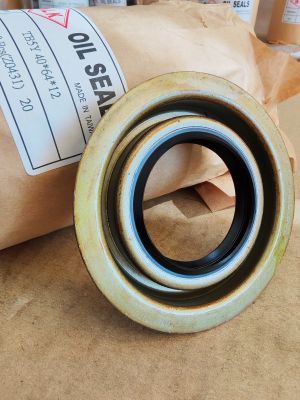Семеринг TB5Y 40x64x12 NBR WLK/TW , за диференциал на MAZDA 0223-27-018