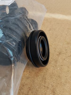 Семеринг TC59Y 18x34/35.5x6/12.5 NBR WLK/TW