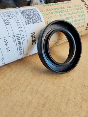 Oil seal HTC9Y (UES-9) 42x65x10/17.2 L ACM  NOK/Japan, for rear half-axle of LEXUS,TOYOTA 90311-42038